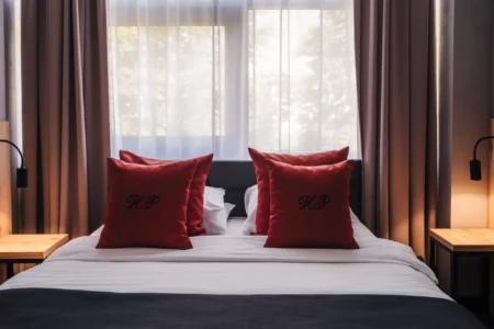 pokój double łóżko małżeńskie hotel kraków blisko centrum